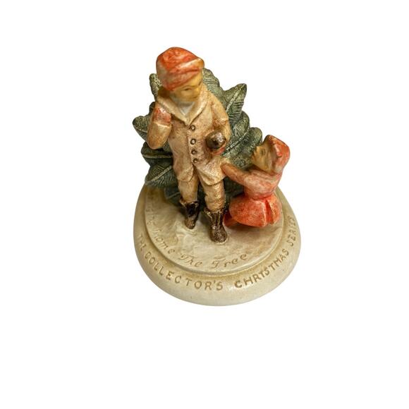 Sebastian Miniatures Bringing Home the Tree 1981 4.25" Base - Picture 2 of 6